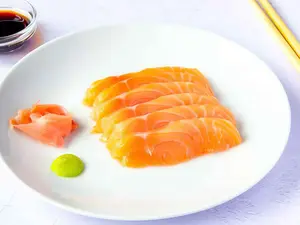 Sashimi salmón rosado x4