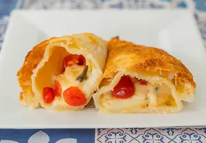 Empanada jamón palmitos