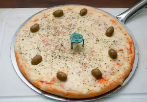 Ind fugazzeta con jamón