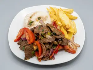 Lomo saltado