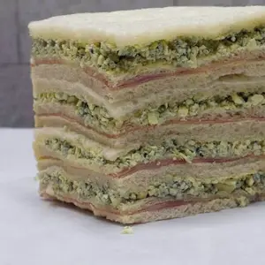 Sándwich de jamón y roquefort