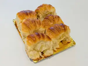 12 medialunas de manteca
