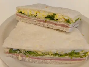 Lechuga, Huevo Y Jamon