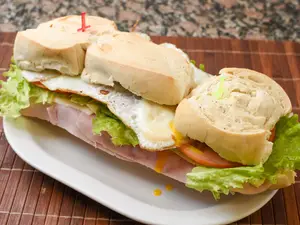 Sándwich suprema completo