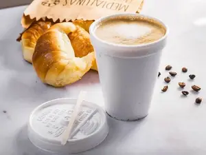 Café con Leche + 2 medialunas
