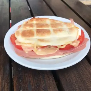 Tostado árabe j q t y huevo