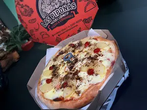 Pizza Caribeña