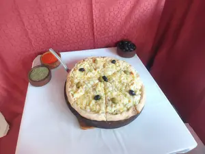 Pizza 4 quesos