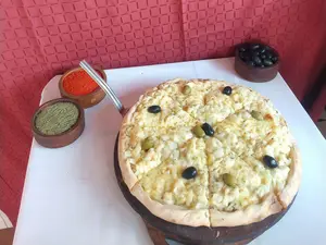 Pizza provolone