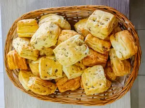 Galletas chicharron x medio kg