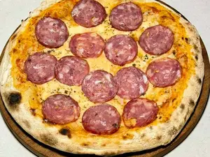 Pizza calabresa
