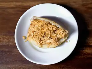 Arepa de pollo x 1u