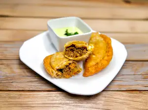 Empanada argentina de carne picada x 3u