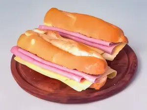 Sandwich jamón y queso