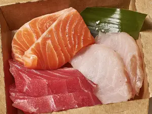 Sashimi Sampler x6 o x12