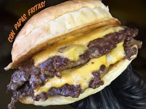 Hamburguesa chesseburger doble