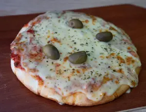 Pizza individual muzzarella