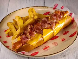 Súper pancho n°63 con papas fritas