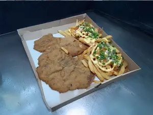 Milanesa con papas fritas
