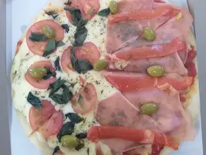 Mitad capresse mitad jym