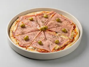 Pizza De Jamon