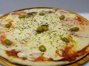 Pizza muzzarella grande