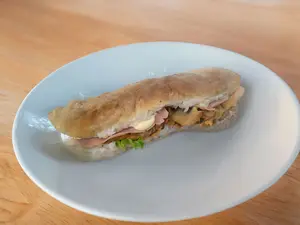 Super sandwich milanesa