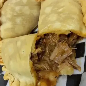 Empanada de bondiola braseada