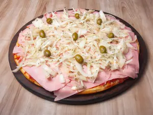 Pizza chica fugazzeta y jamón