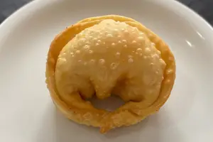 Empanada de jamón y queso