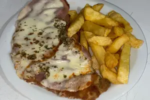 Milanesa napo c/fritas
