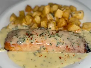 Salmón Al Roquefort