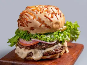 Hamburguesa la bestia