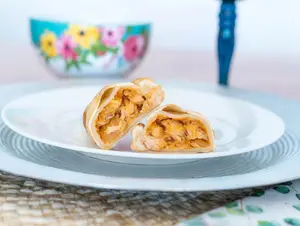 Empanada al horno de pollo