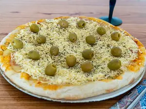 Pizza al provolone