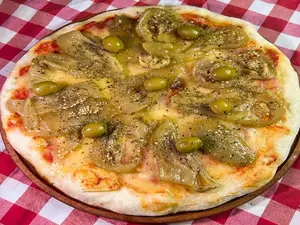 Pizza Con Berenjenas