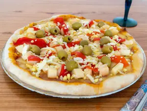 Pizza Madrileña (8 Porciones)