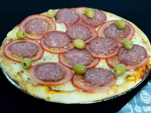 Pizza piamontesa (8 porciones)