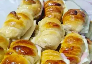 6 medialunas con jamón y queso