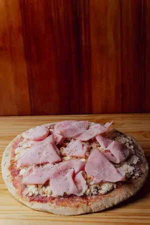 Muzza con jamon
