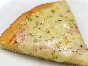 Pizza provolone y jamón ch