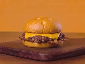 Cheese burger + papas
