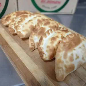 Media docena de empanadas