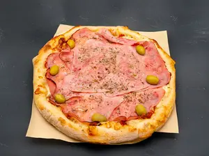 Pizza con jamón Grande