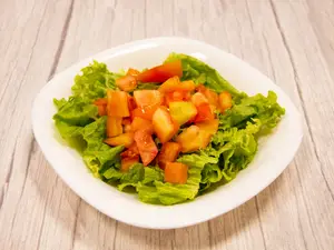 Ensalada de lechuga y tomate