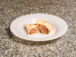 Empanada de bondiola BBQ