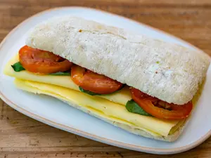 Sándwich capresse