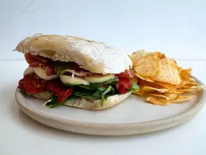 Crudo Sandwich
