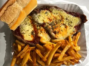 Milanesa Napolitana Con Fritas