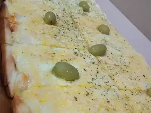 1/4 muzza con queso povolone